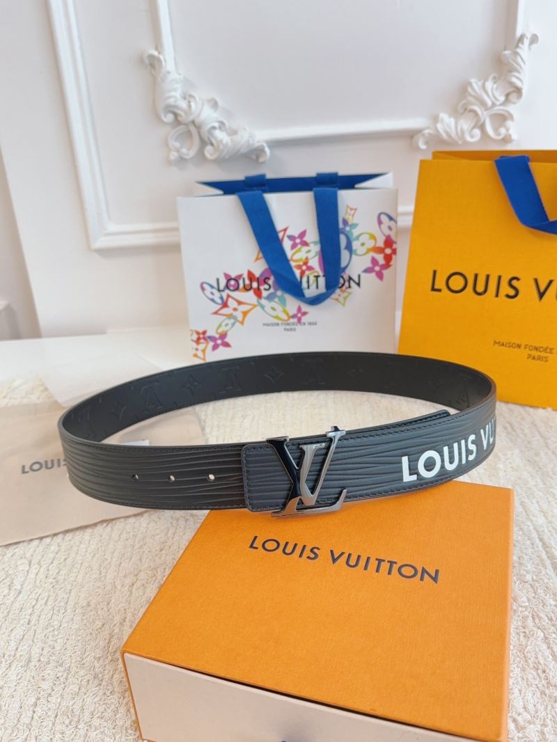 l0vis Vvtt0n belts